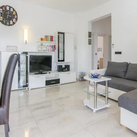 Cozy In With Wifi Holiday home