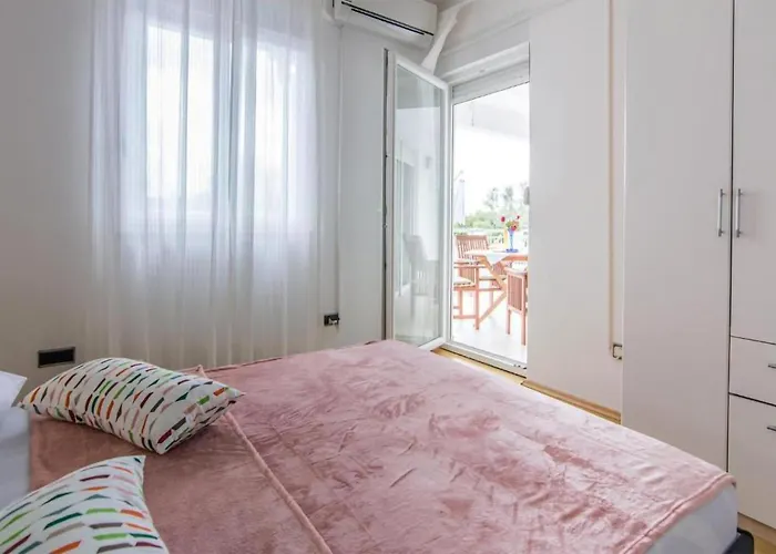 Cozy In With Wifi Dom wakacyjny Debeljak